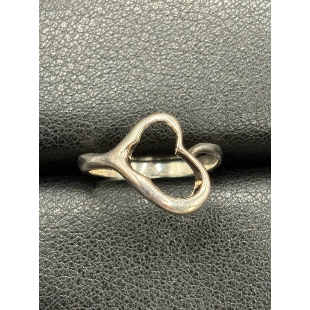 EUC Sterling Silver Modernist Heart Ring Size 7.5 925 F9